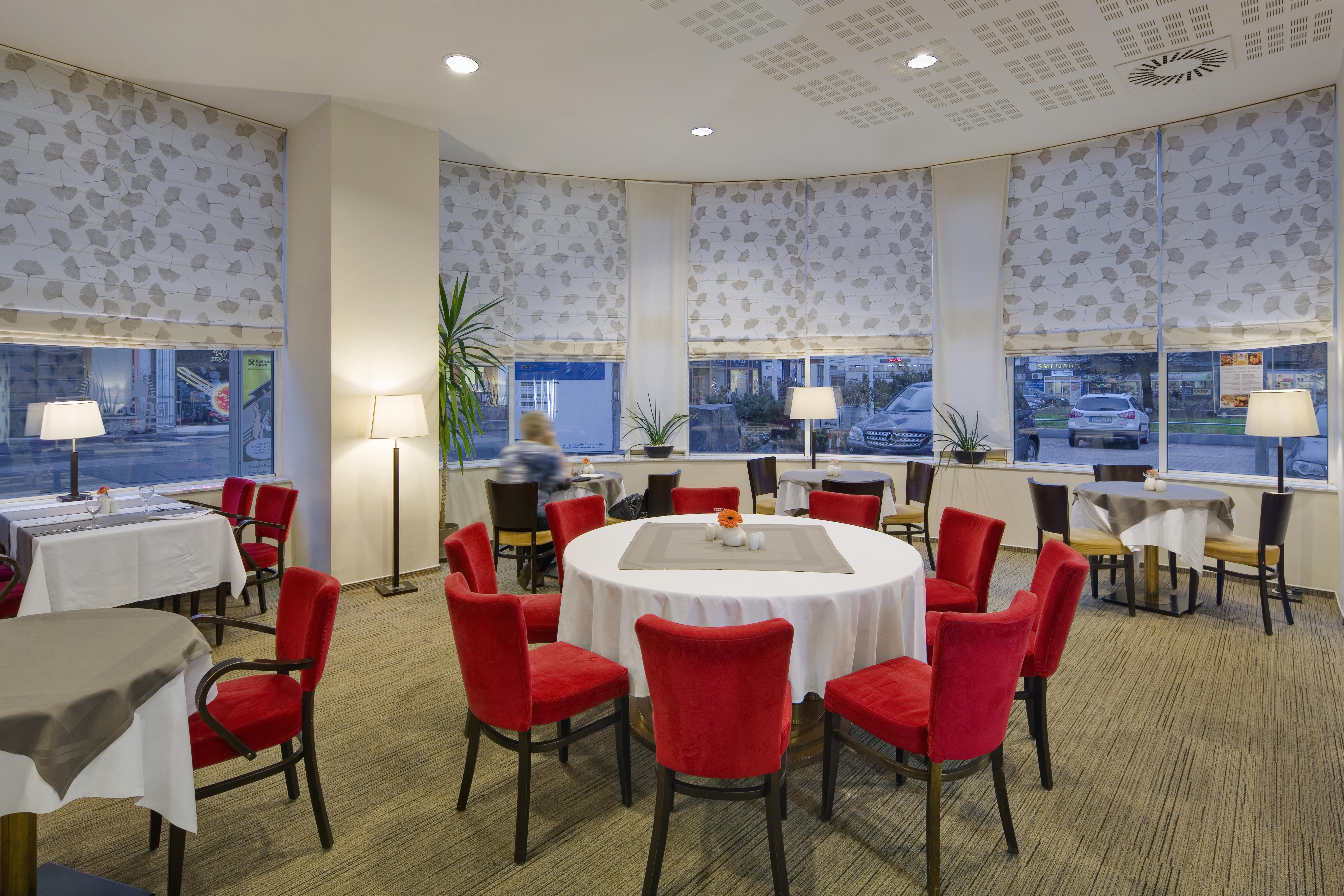 Imperial Hotel אוסטרבה מראה חיצוני תמונה