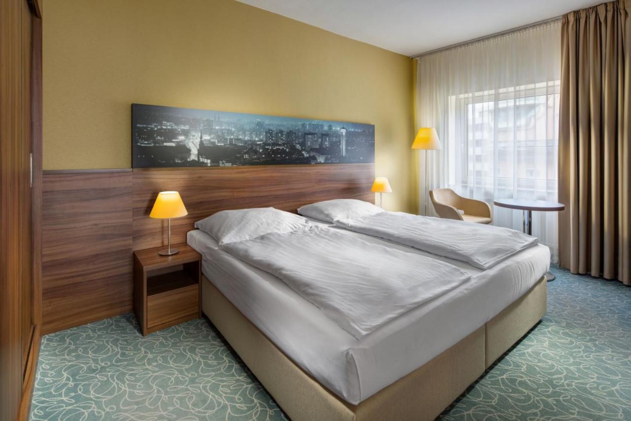 Imperial Hotel אוסטרבה מראה חיצוני תמונה