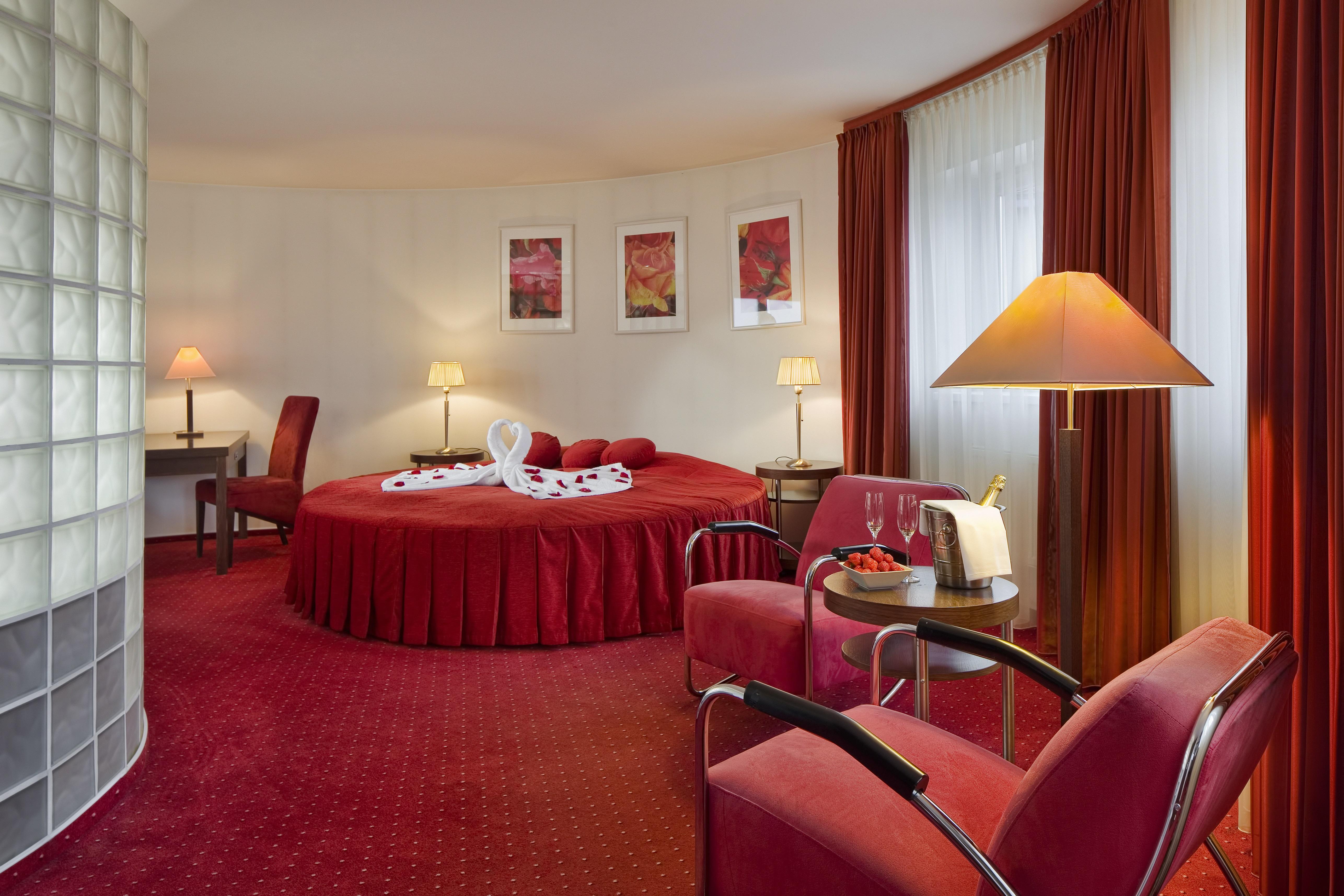 Imperial Hotel אוסטרבה מראה חיצוני תמונה