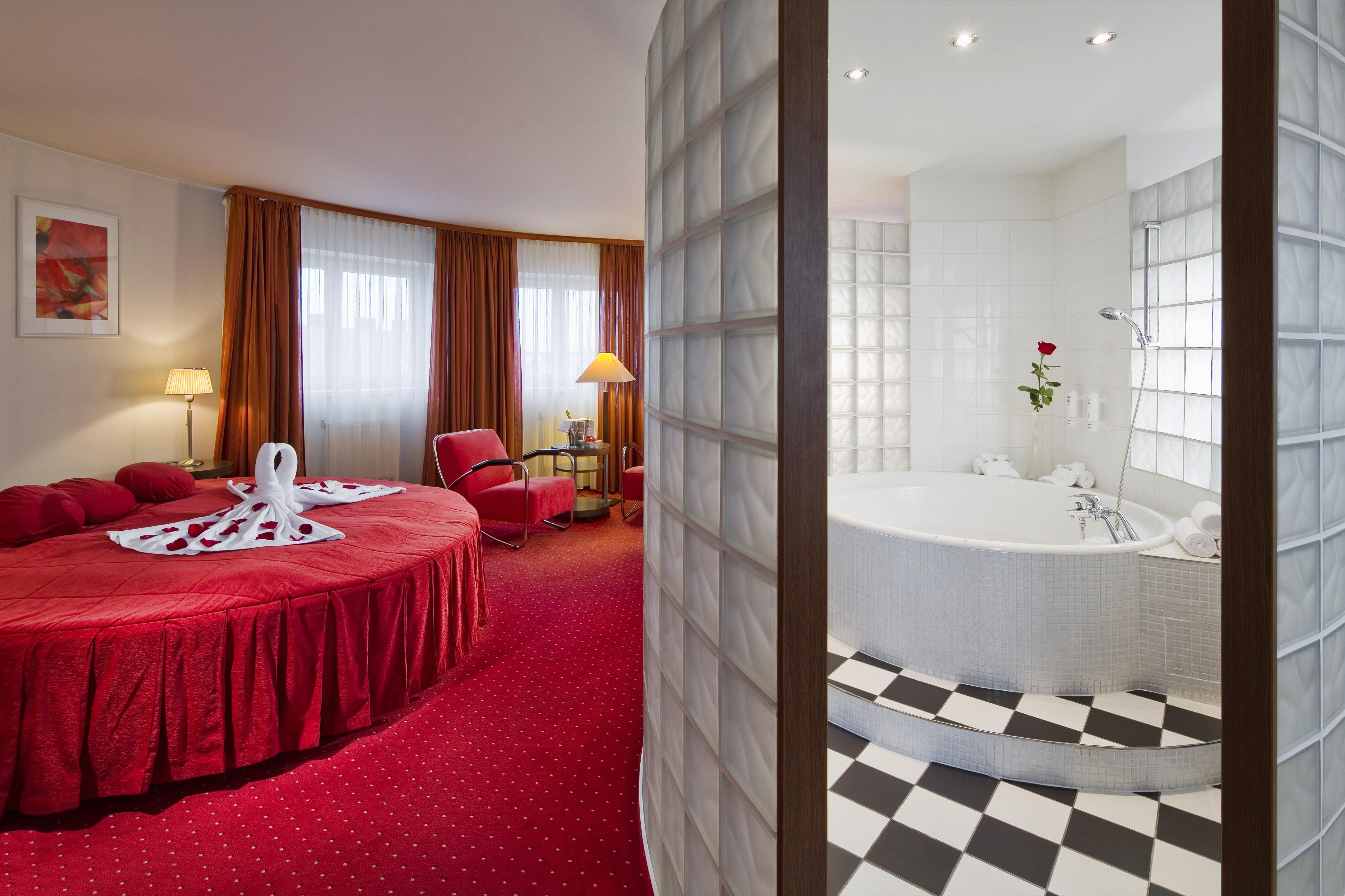 Imperial Hotel אוסטרבה מראה חיצוני תמונה