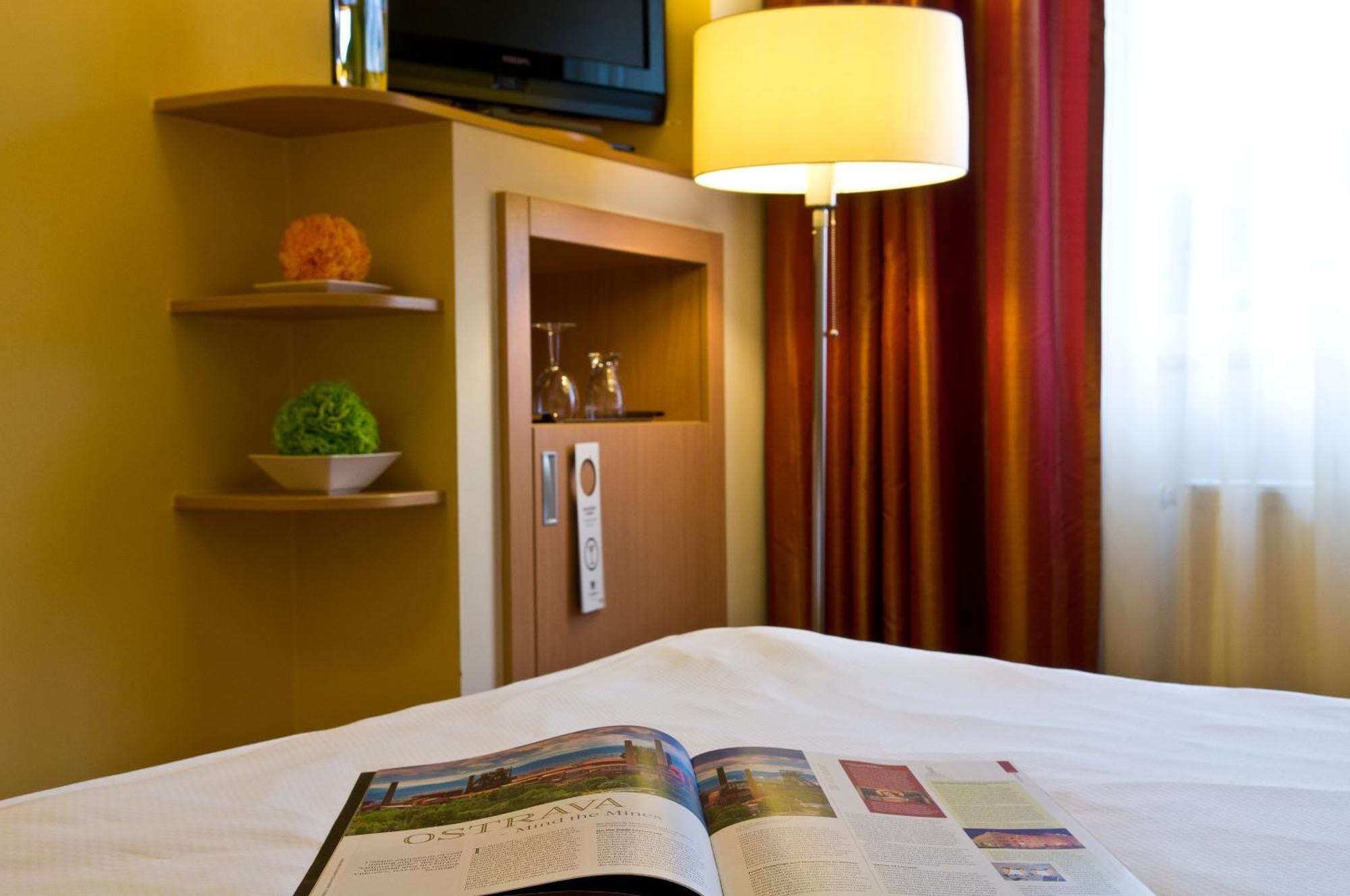 Imperial Hotel אוסטרבה מראה חיצוני תמונה